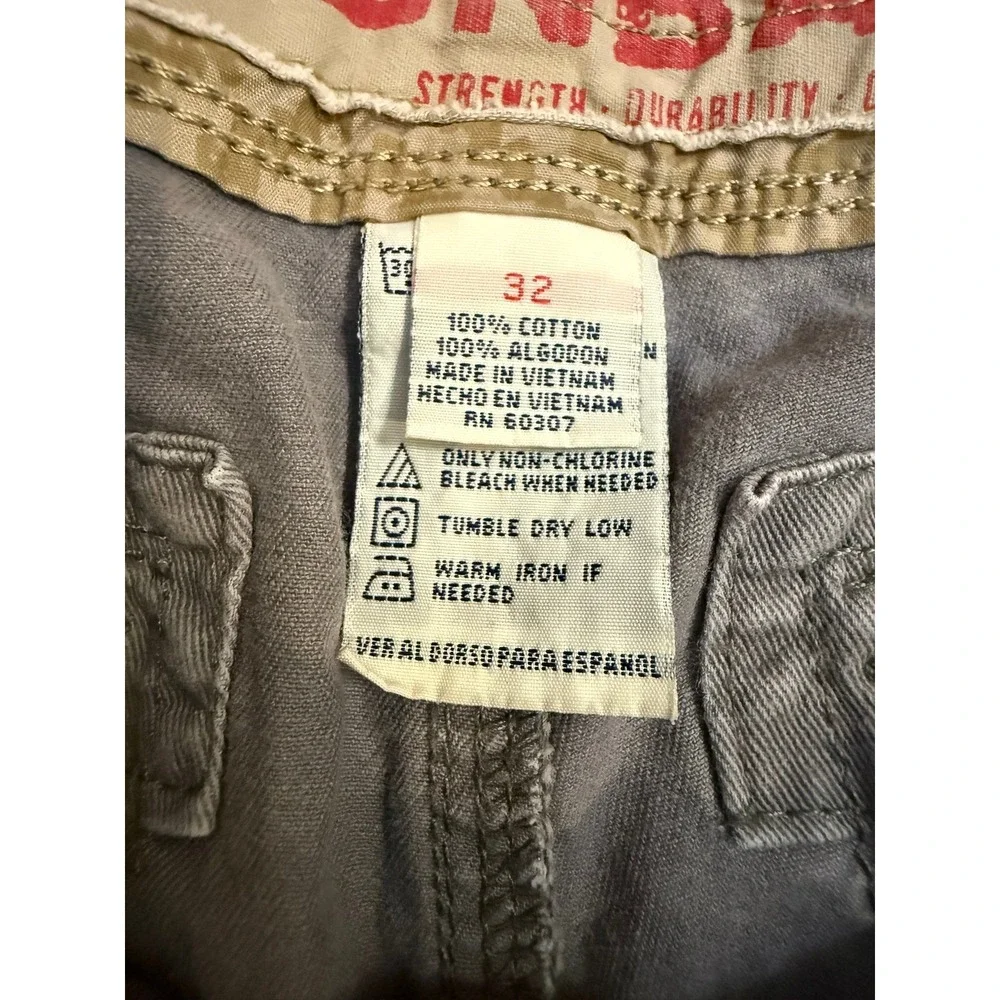 Unionbay Mens Gray Cotton Cargo Shorts Size 32 Relaxed Fit Utility Pockets